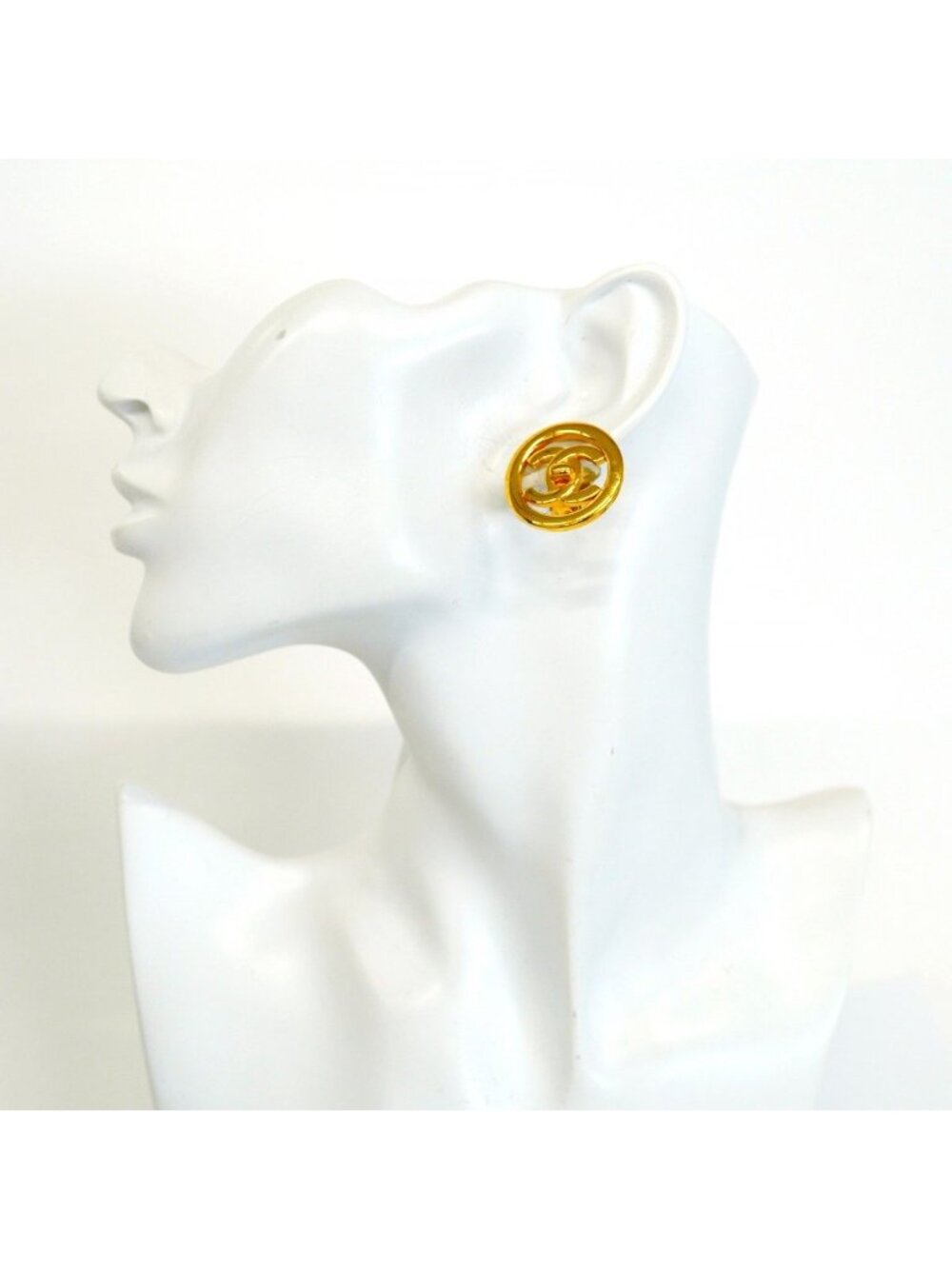 Chanel Earrings Vintage CC Logo Turnlock Round - Picture 5 of 5